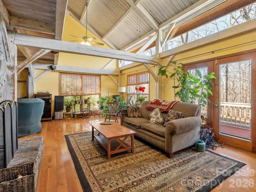 405 Loop Road, Campobello, SC 29322.  MLS# CAR4370899, YatesRealty ID 14181. 