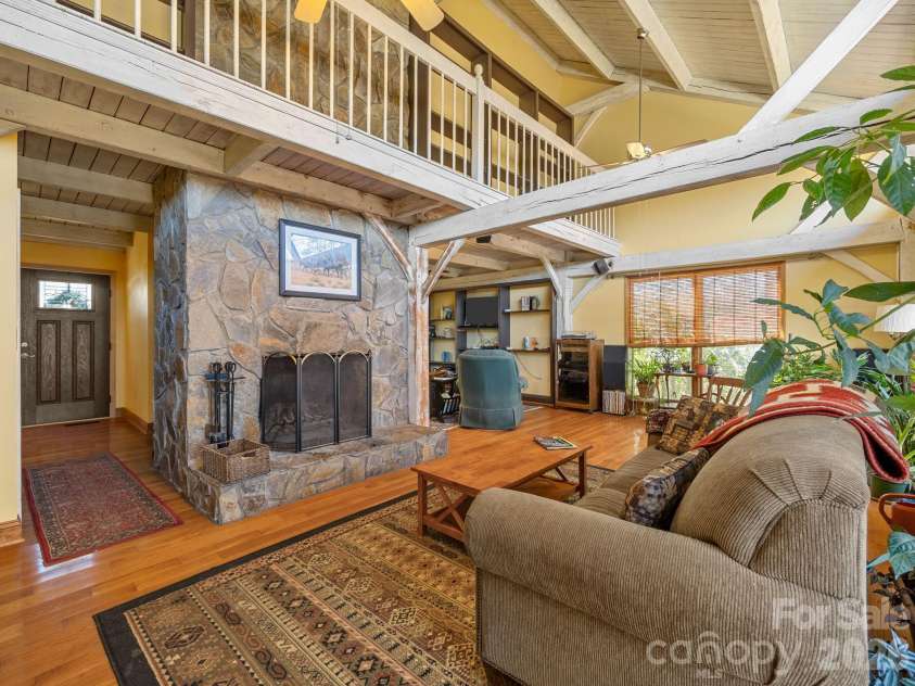 405 Loop Road, Campobello, SC 29322.  MLS# CAR4370899, YatesRealty ID 14181. 