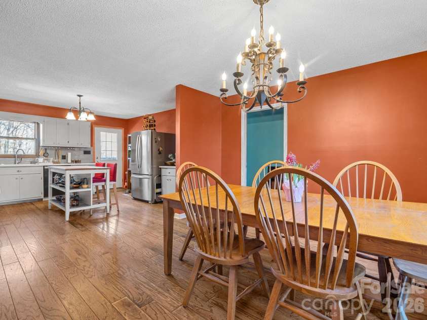 405 Loop Road, Campobello, SC 29322.  MLS# CAR4370899, YatesRealty ID 14181. 