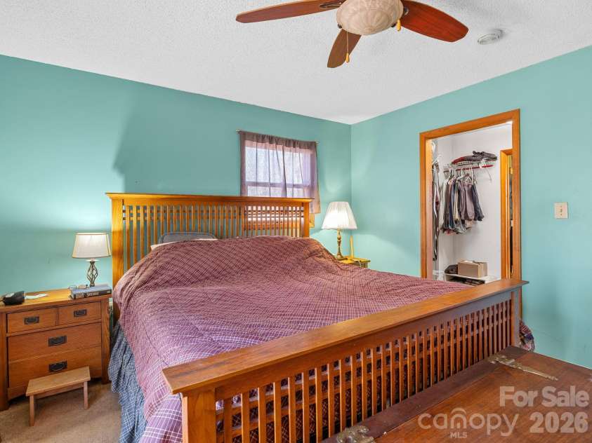 405 Loop Road, Campobello, SC 29322.  MLS# CAR4370899, YatesRealty ID 14181. 