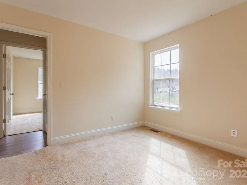 42 Leonard Davis Road, Robbinsville, NC 28771.  MLS# CAR4237867, YatesRealty ID 14181. 