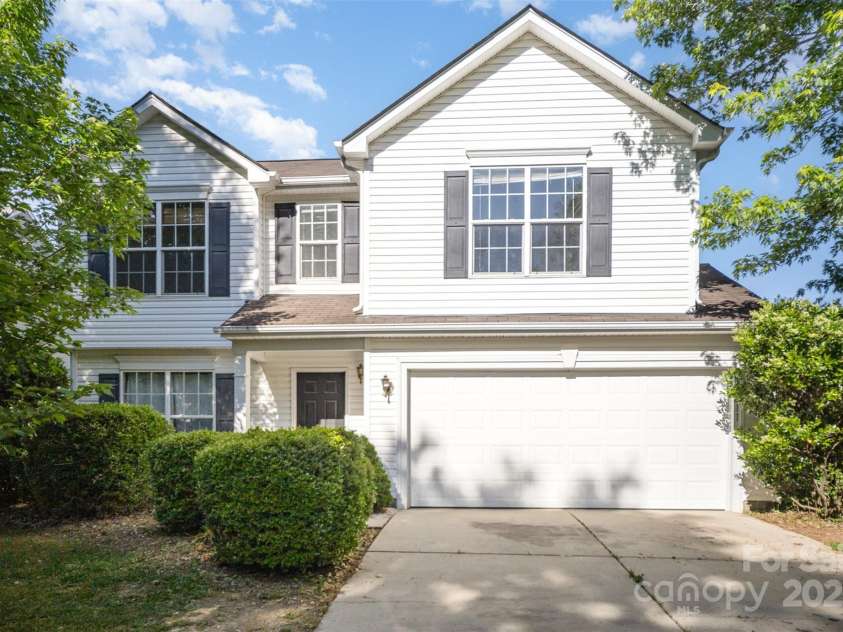 14311 Riding Hill Avenue, Charlotte, NC 28213.  MLS# CAR4250634, YatesRealty ID 14183. 
