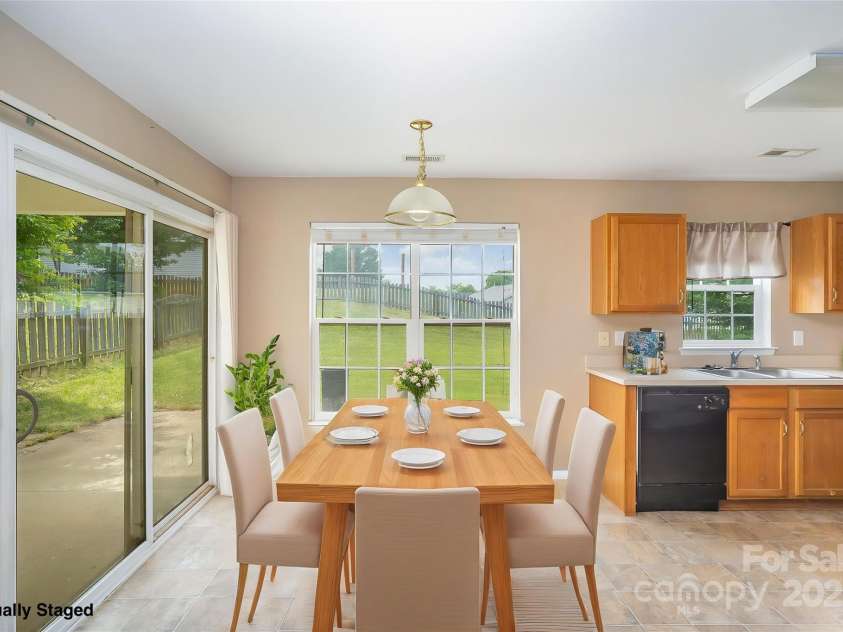 14311 Riding Hill Avenue, Charlotte, NC 28213.  MLS# CAR4250634, YatesRealty ID 14183. 