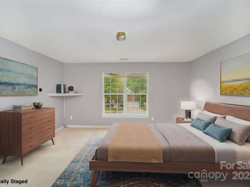 14311 Riding Hill Avenue, Charlotte, NC 28213.  MLS# CAR4250634, YatesRealty ID 14183. 