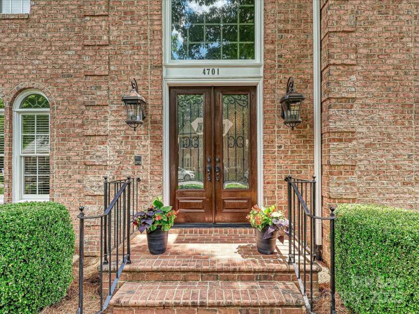 4701 Pineland Place, Charlotte, NC 28277.  MLS# CAR4252852, YatesRealty ID 14184. 