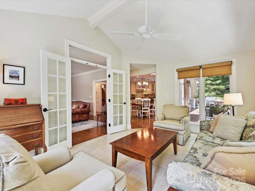 4701 Pineland Place, Charlotte, NC 28277.  MLS# CAR4252852, YatesRealty ID 14184. 