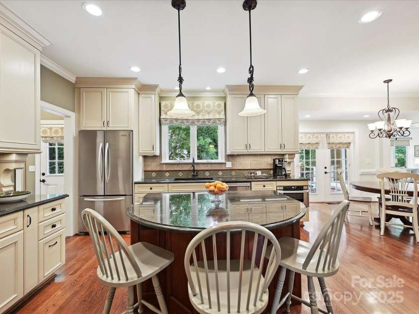 4701 Pineland Place, Charlotte, NC 28277.  MLS# CAR4252852, YatesRealty ID 14184. 