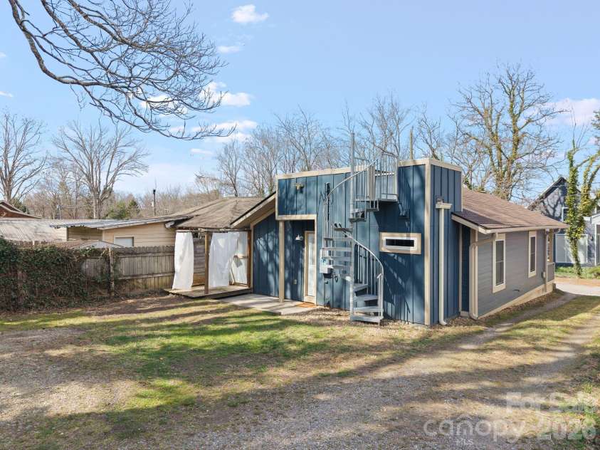 67 Howard Street, Asheville, NC 28806.  MLS# CAR4354981, YatesRealty ID 14184. 
