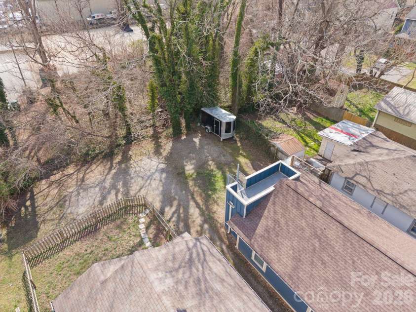67 Howard Street, Asheville, NC 28806.  MLS# CAR4354981, YatesRealty ID 14184. 