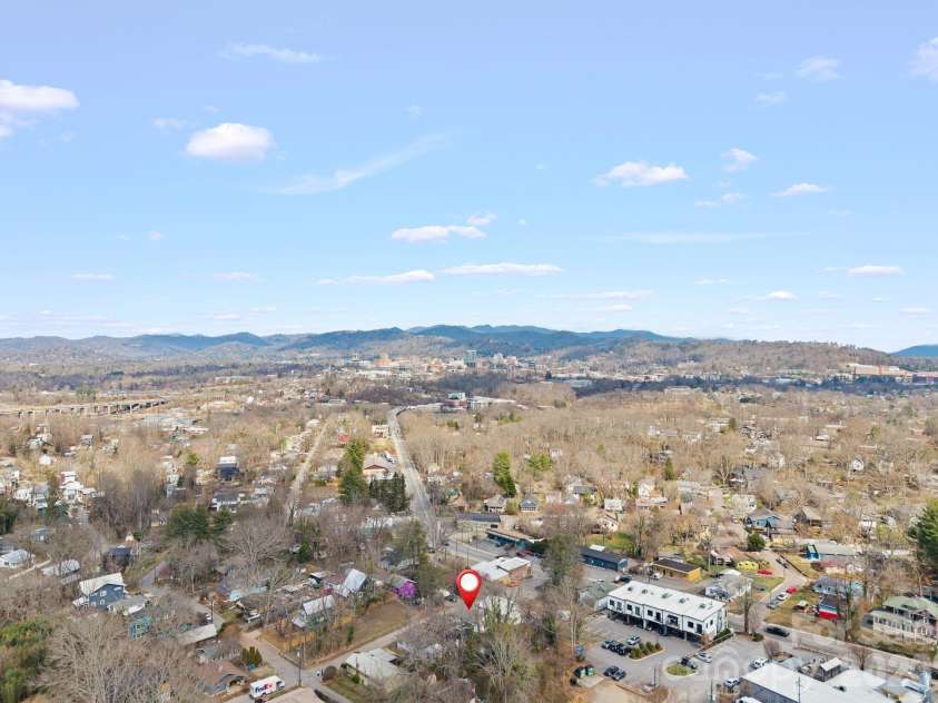 67 Howard Street, Asheville, NC 28806.  MLS# CAR4354981, YatesRealty ID 14184. 