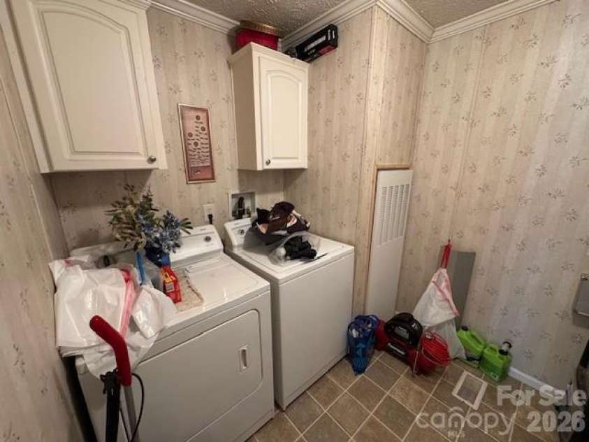 141 Buckwheat Drive, Statesville, NC 28625.  MLS# CAR4349844, YatesRealty ID 14185. 