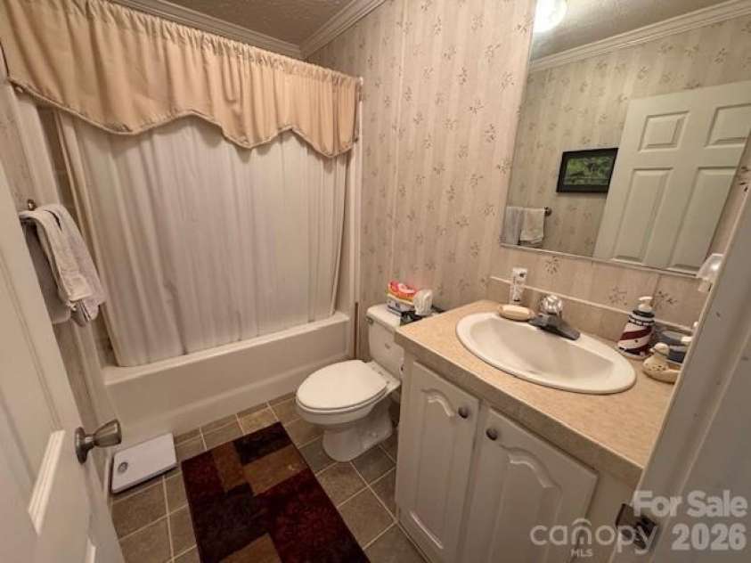 141 Buckwheat Drive, Statesville, NC 28625.  MLS# CAR4349844, YatesRealty ID 14185. 