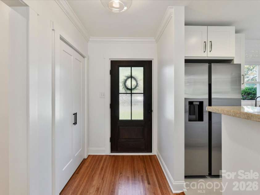 3817 Conway Avenue, Charlotte, NC 28209.  MLS# CAR4370429, YatesRealty ID 14186. 