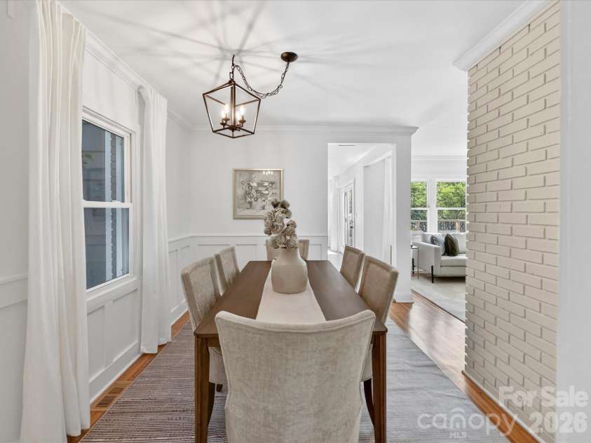 3817 Conway Avenue, Charlotte, NC 28209.  MLS# CAR4370429, YatesRealty ID 14186. 