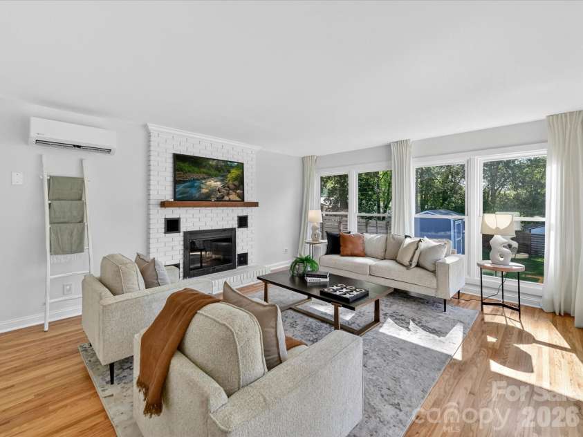 3817 Conway Avenue, Charlotte, NC 28209.  MLS# CAR4370429, YatesRealty ID 14186. 