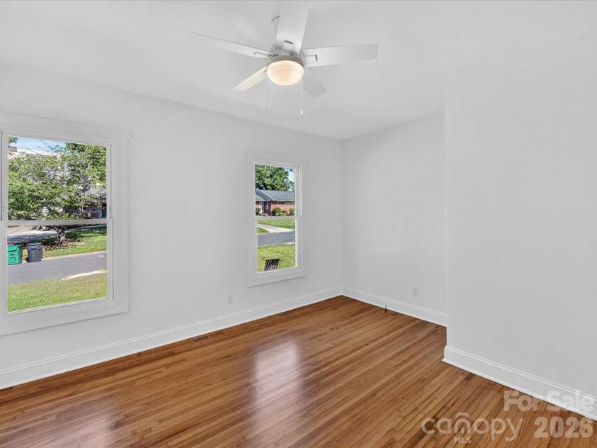 3817 Conway Avenue, Charlotte, NC 28209.  MLS# CAR4370429, YatesRealty ID 14186. 