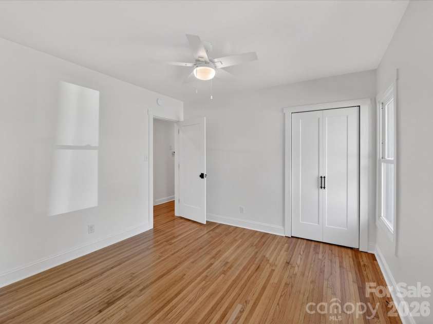 3817 Conway Avenue, Charlotte, NC 28209.  MLS# CAR4370429, YatesRealty ID 14186. 