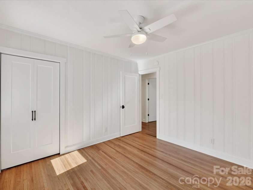 3817 Conway Avenue, Charlotte, NC 28209.  MLS# CAR4370429, YatesRealty ID 14186. 