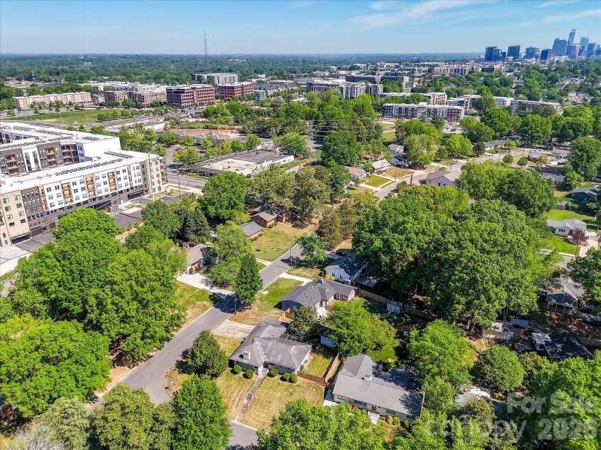 3817 Conway Avenue, Charlotte, NC 28209.  MLS# CAR4370429, YatesRealty ID 14186. 