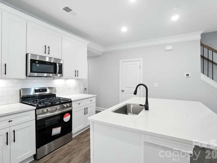 6266 Tea Olive Drive, Harrisburg, NC 28075.  MLS# CAR4251541, YatesRealty ID 14186. Kitchen