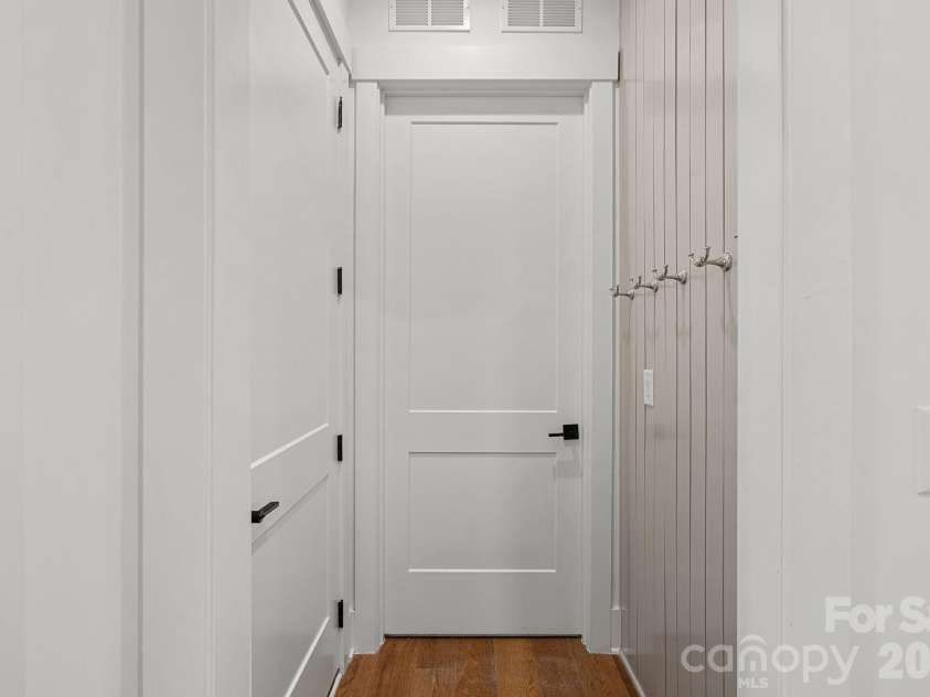 12012 Cambridge Square Drive, Cornelius, NC 28031.  MLS# CAR4357205, YatesRealty ID 14187. 
