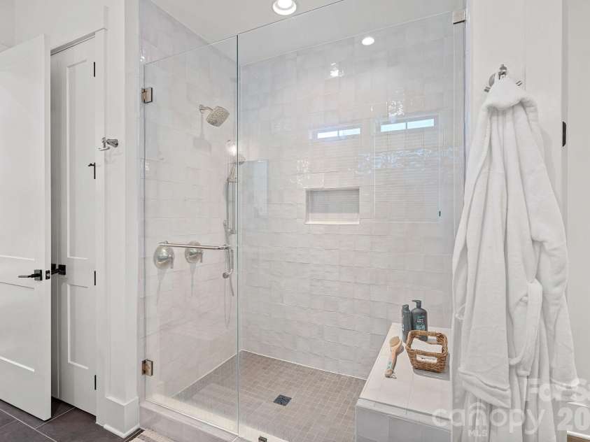 12012 Cambridge Square Drive, Cornelius, NC 28031.  MLS# CAR4357205, YatesRealty ID 14187. 