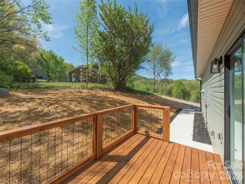 118 Max View Drive, Leicester, NC 28748.  MLS# CAR4365615, YatesRealty ID 14189. 