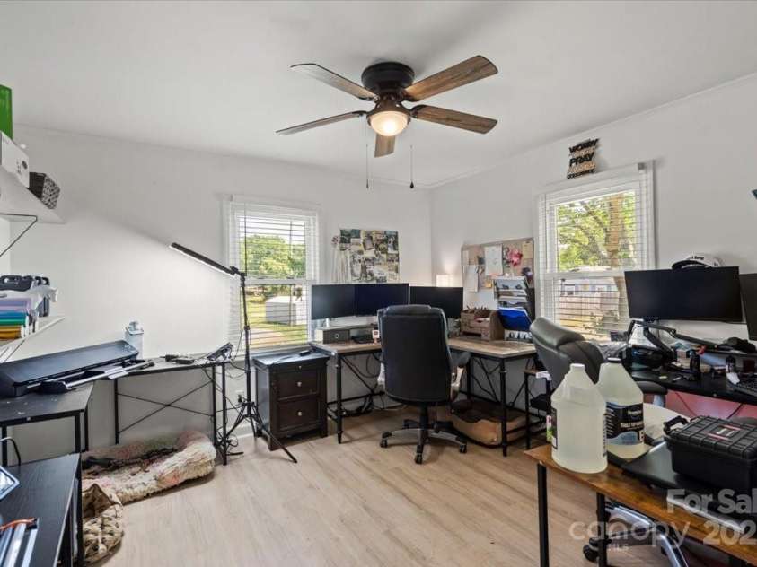 135 Mcshag Drive, Kannapolis, NC 28081.  MLS# CAR4251562, YatesRealty ID 14191. 