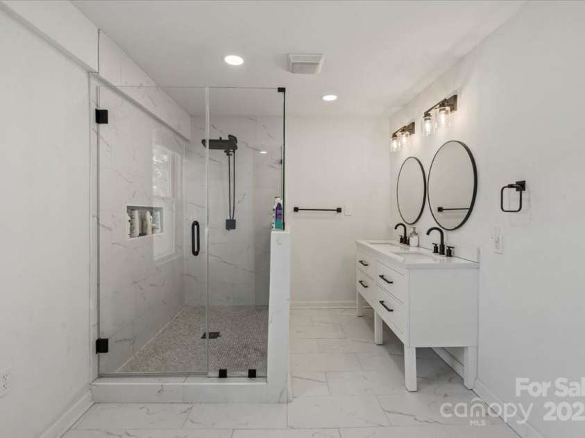 135 Mcshag Drive, Kannapolis, NC 28081.  MLS# CAR4251562, YatesRealty ID 14191. 