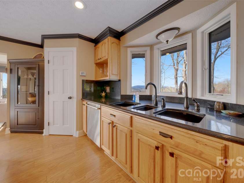 300 Roberts Drive, Hendersonville, NC 28739.  MLS# CAR4320767, YatesRealty ID 14192. 