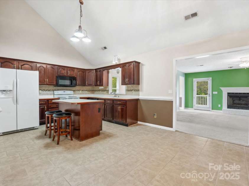 1280 Willowbreeze Court, Concord, NC 28025.  MLS# CAR4247780, YatesRealty ID 14194. 