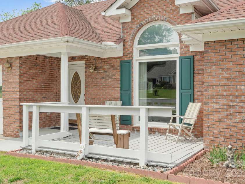 1280 Willowbreeze Court, Concord, NC 28025.  MLS# CAR4247780, YatesRealty ID 14194. Front Deck