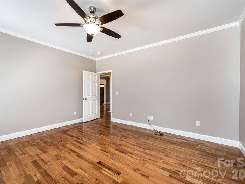 379 Horseshoe Bend Road, Hudson, NC 28638.  MLS# CAR4370596, YatesRealty ID 14194. 