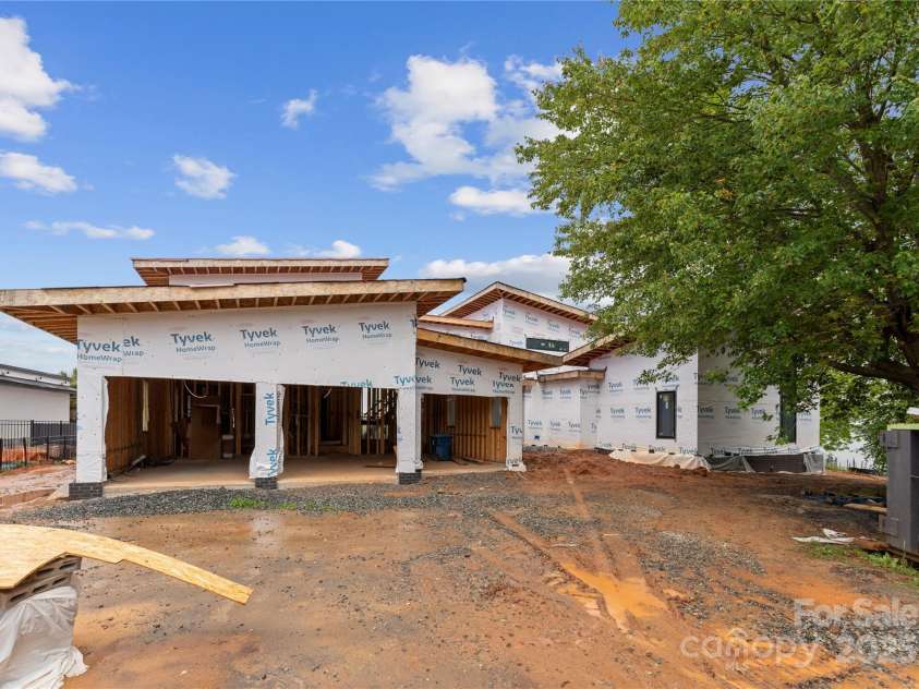 22554 John Gamble Road, Cornelius, NC 28031.  MLS# CAR4259378, YatesRealty ID 14195. 