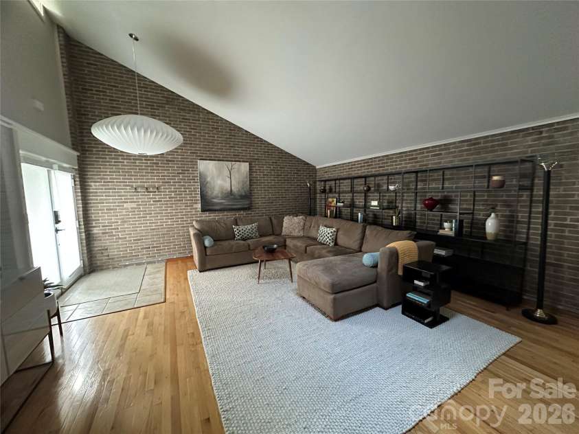 3316 Johnny Cake Lane, Charlotte, NC 28226.  MLS# CAR4366685, YatesRealty ID 14195. 