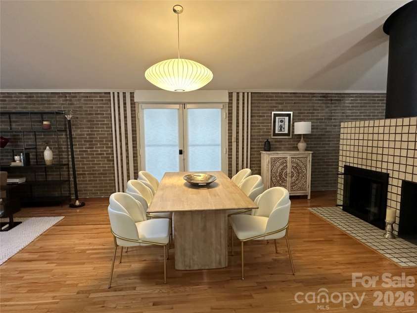 3316 Johnny Cake Lane, Charlotte, NC 28226.  MLS# CAR4366685, YatesRealty ID 14195. 