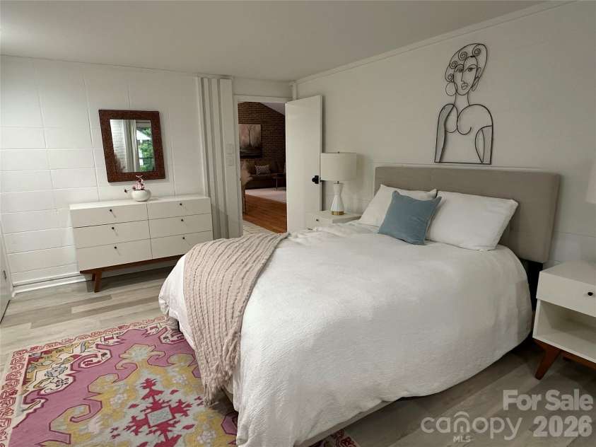 3316 Johnny Cake Lane, Charlotte, NC 28226.  MLS# CAR4366685, YatesRealty ID 14195. 