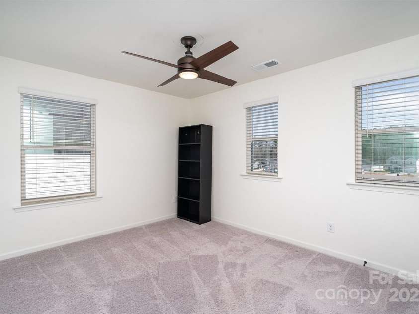 5013 Dunsford Drive, Denver, NC 28037.  MLS# CAR4235751, YatesRealty ID 14198. Bedroom 3