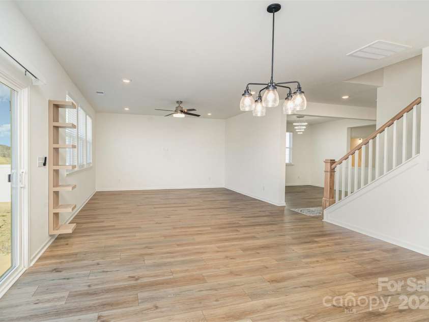 5013 Dunsford Drive, Denver, NC 28037.  MLS# CAR4235751, YatesRealty ID 14198. Living Area