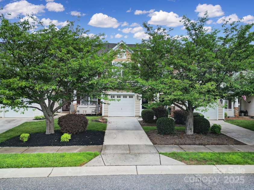 321 Rose Garden Court, Rock Hill, SC 29732.  MLS# CAR4277546, YatesRealty ID 14199. 