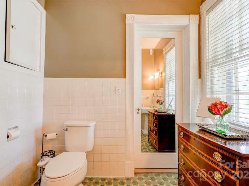 110 Gaston Street, Kings Mountain, NC 28086.  MLS# CAR4273043, YatesRealty ID 142. Bathroom 3
