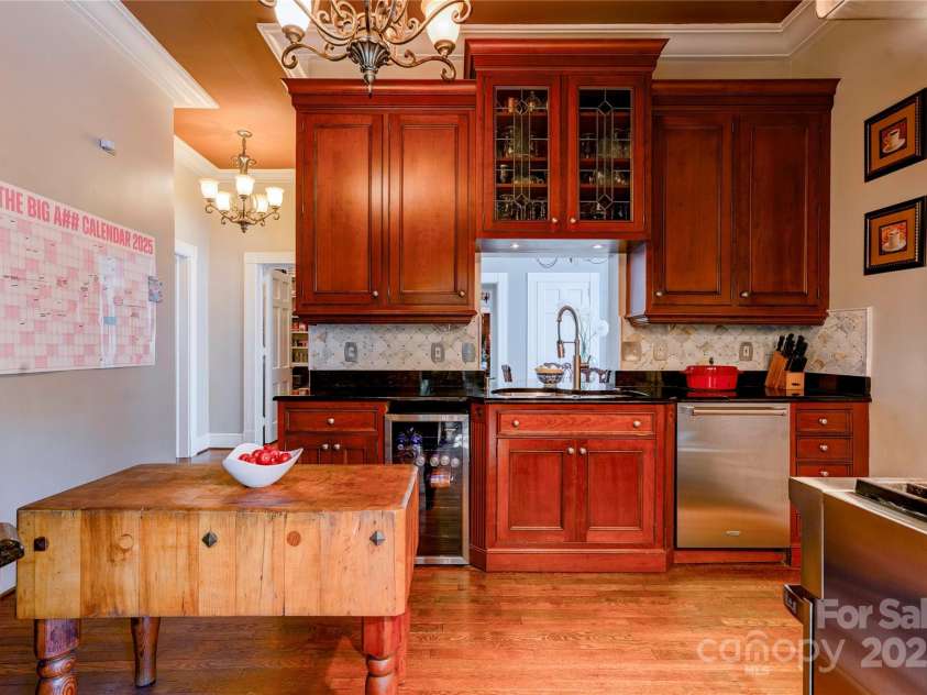 110 Gaston Street, Kings Mountain, NC 28086.  MLS# CAR4273043, YatesRealty ID 142. Kitchen