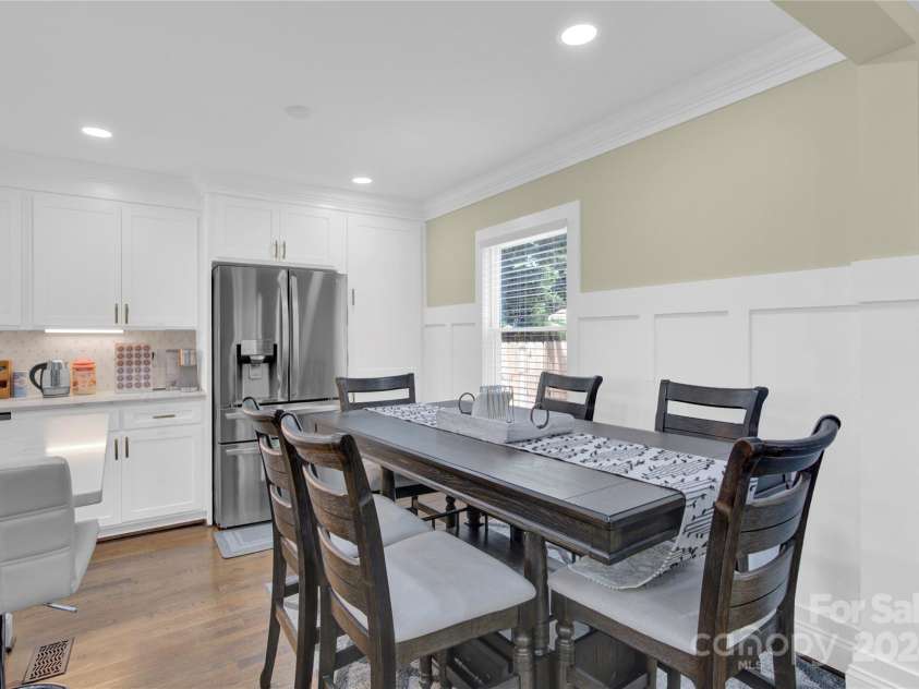 6639 Ronda Avenue, Charlotte, NC 28211.  MLS# CAR4160610, YatesRealty ID 142. 