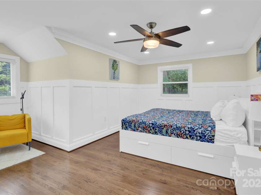 6639 Ronda Avenue, Charlotte, NC 28211.  MLS# CAR4160610, YatesRealty ID 142. 