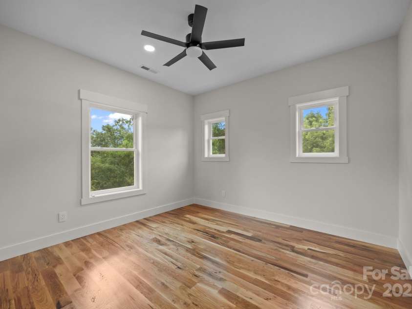 117 Third Street, Asheville, NC 28803.  MLS# CAR4293672, YatesRealty ID 1420. Bedroom #2