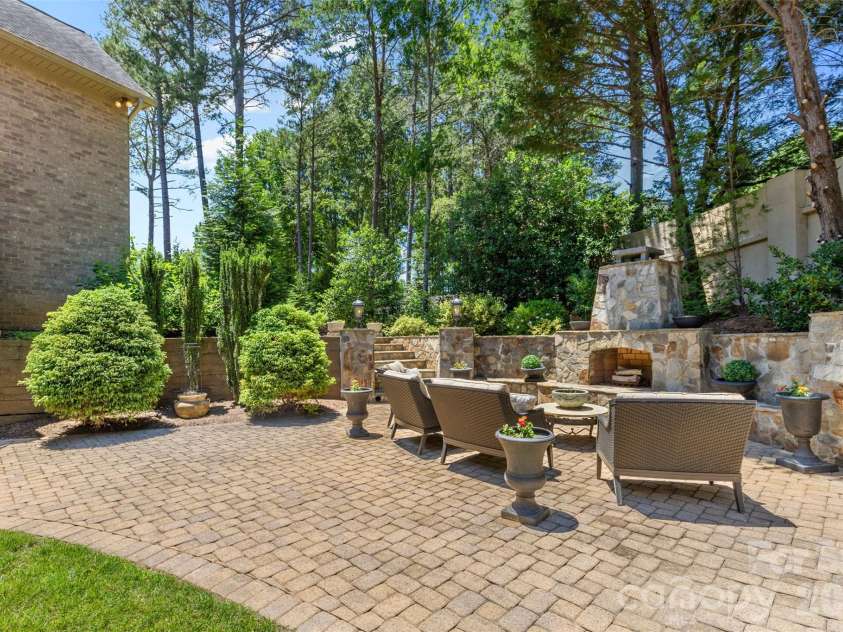 1405 Saratoga Woods Drive, Waxhaw, NC 28173.  MLS# CAR4361312, YatesRealty ID 14200. 