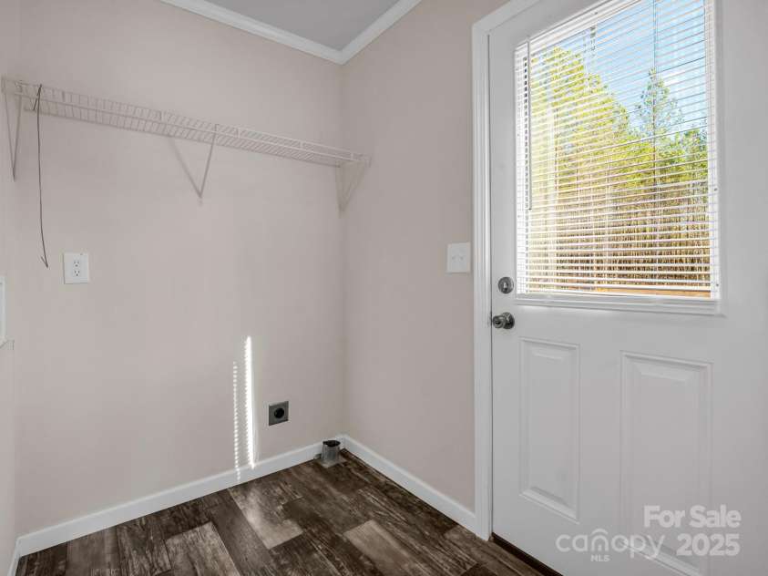 810 Tiney Road, Ellenboro, NC 28040.  MLS# CAR4229158, YatesRealty ID 14200. 