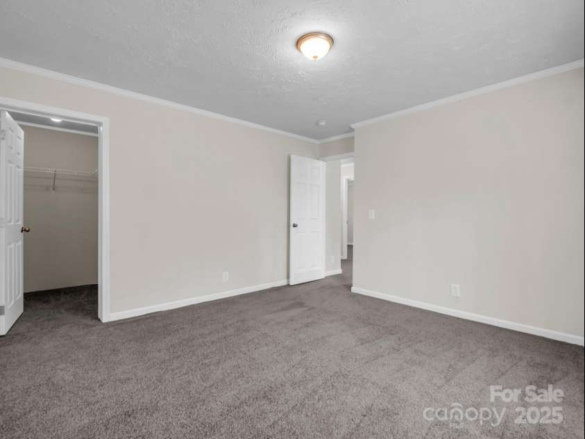 810 Tiney Road, Ellenboro, NC 28040.  MLS# CAR4229158, YatesRealty ID 14200. 