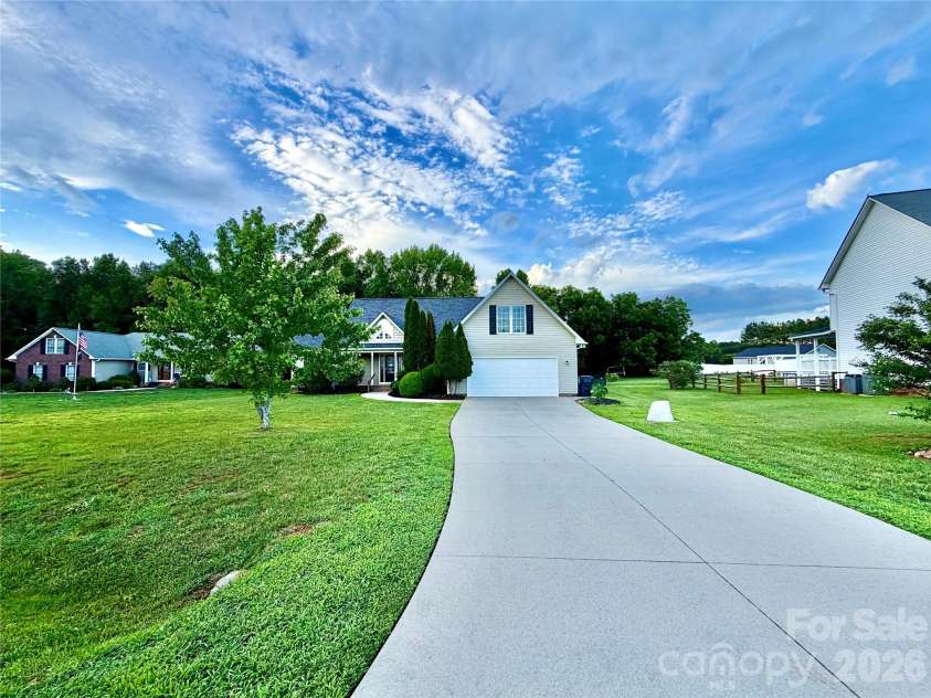 1070 Lucky Lane, Salisbury, NC 28146.  MLS# CAR4371107, YatesRealty ID 14201. 
