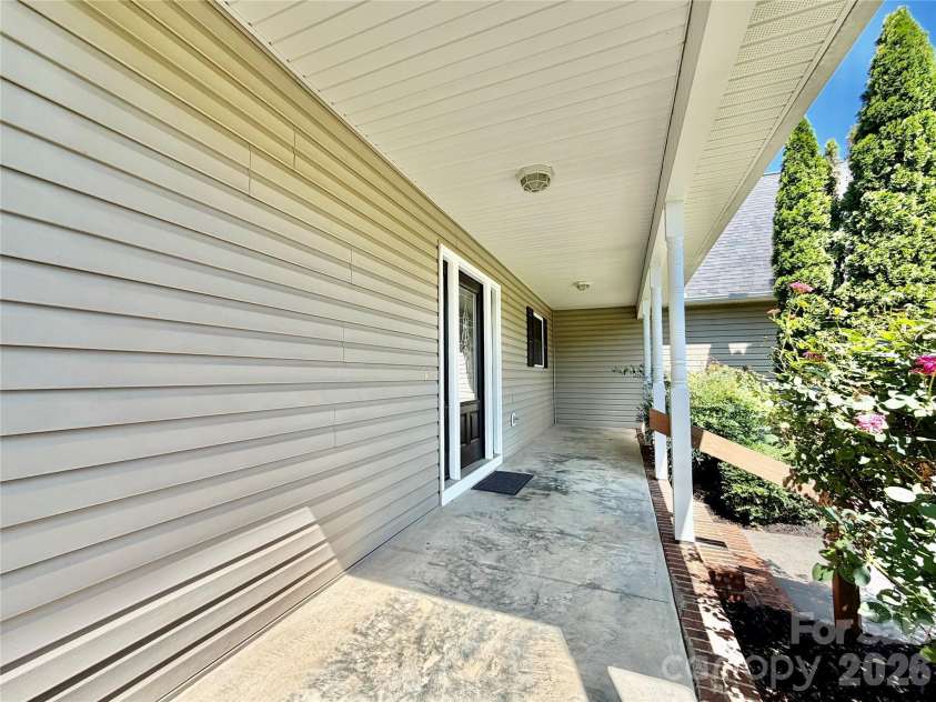 1070 Lucky Lane, Salisbury, NC 28146.  MLS# CAR4371107, YatesRealty ID 14201. 